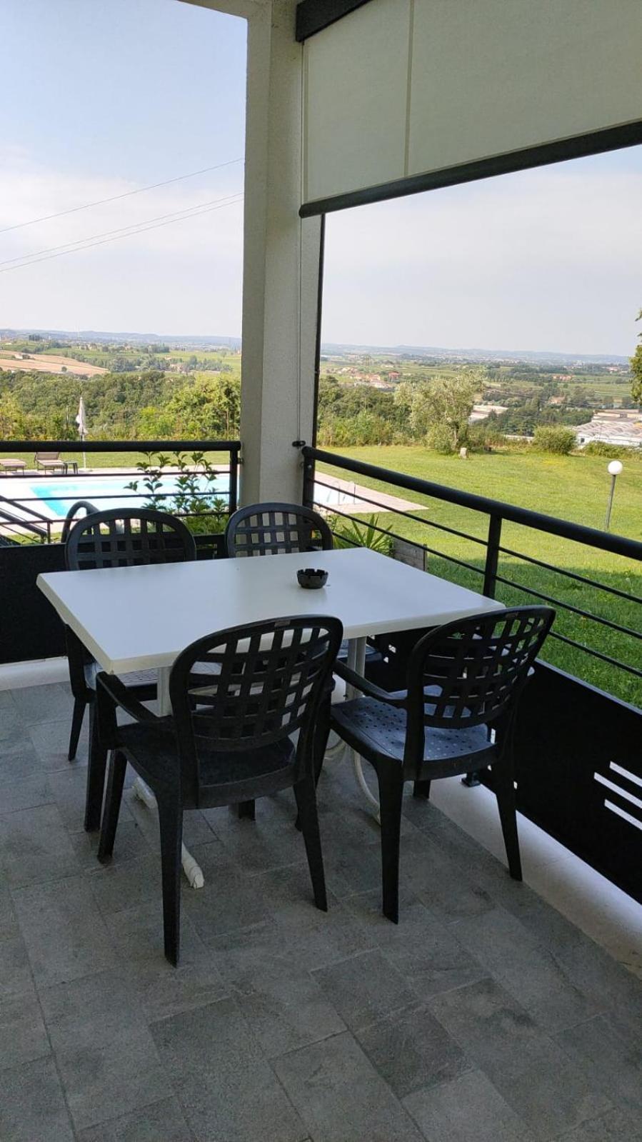 Apartmán Poggio Di Pastrengo Exteriér fotografie